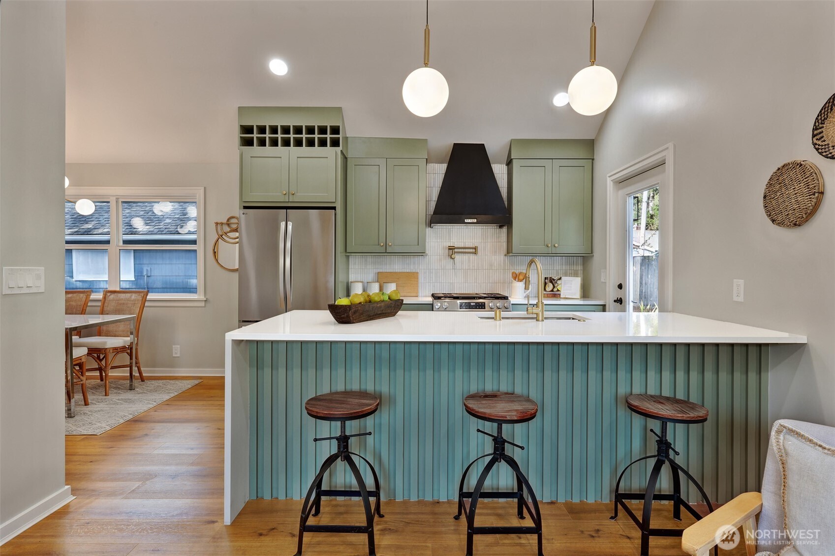 14606 16th Avenue SW, Burien, WA 98166