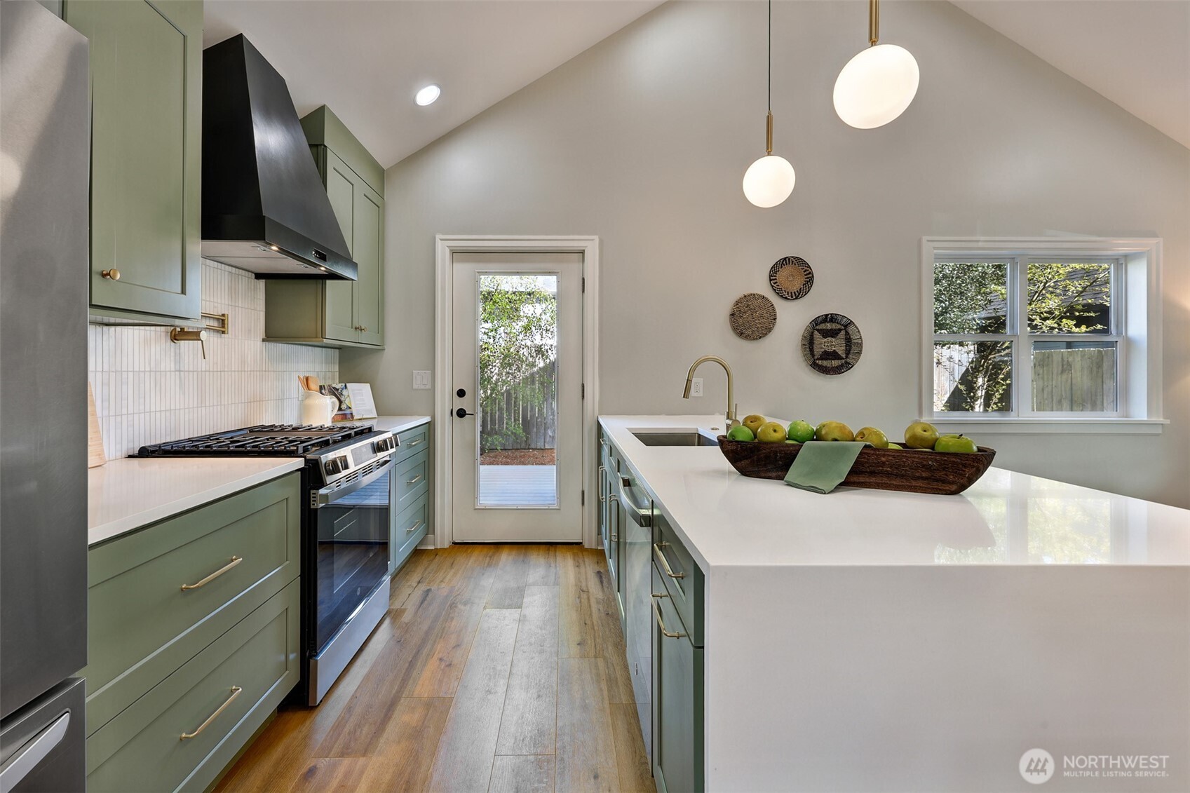 14606 16th Avenue SW, Burien, WA 98166