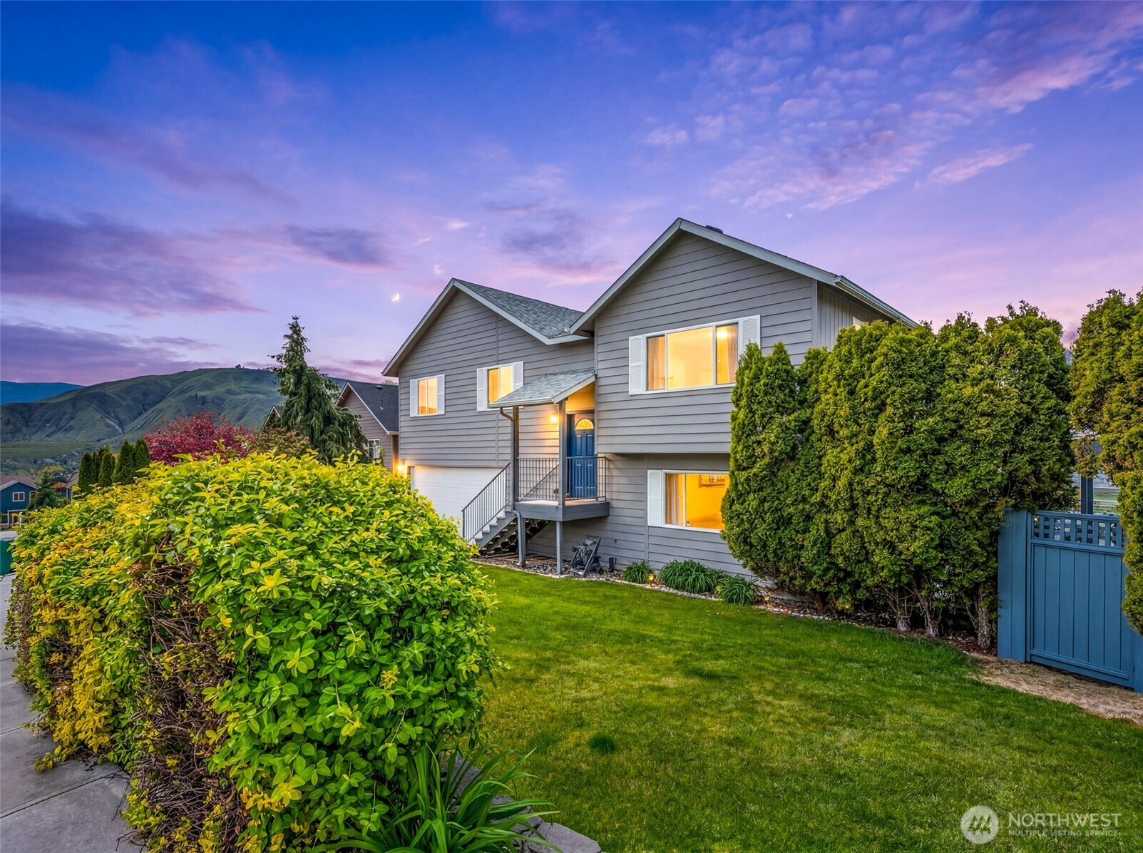 712 S Lexington Place , East Wenatchee, WA 98802