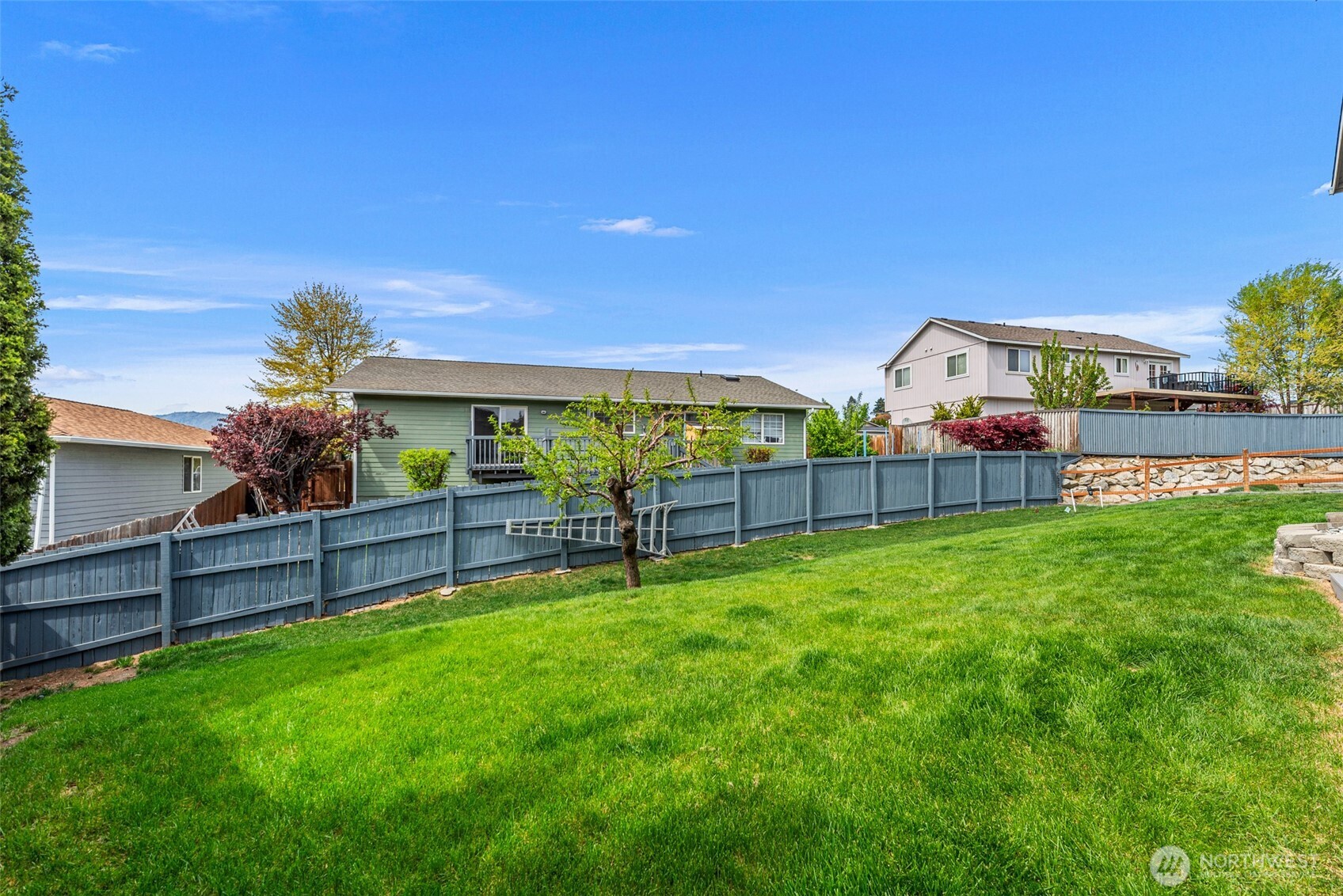 712 S Lexington Place , East Wenatchee, WA 98802