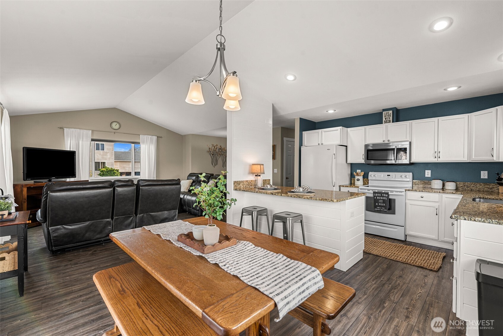 712 S Lexington Place , East Wenatchee, WA 98802