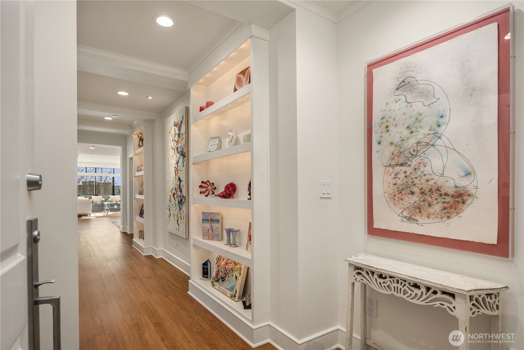 210 Market Street #303, Kirkland, WA 98033