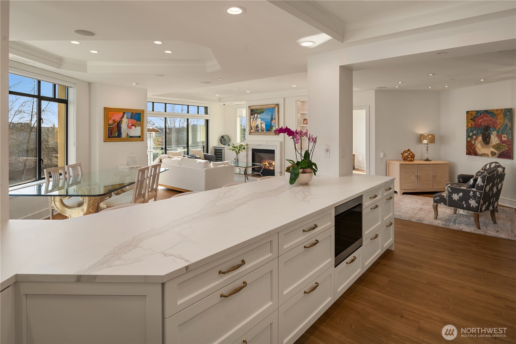 210 Market Street #303, Kirkland, WA 98033