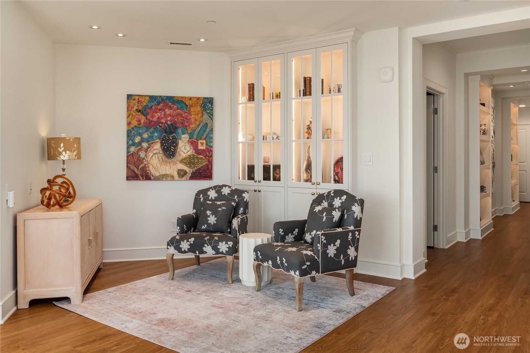 210 Market Street #303, Kirkland, WA 98033