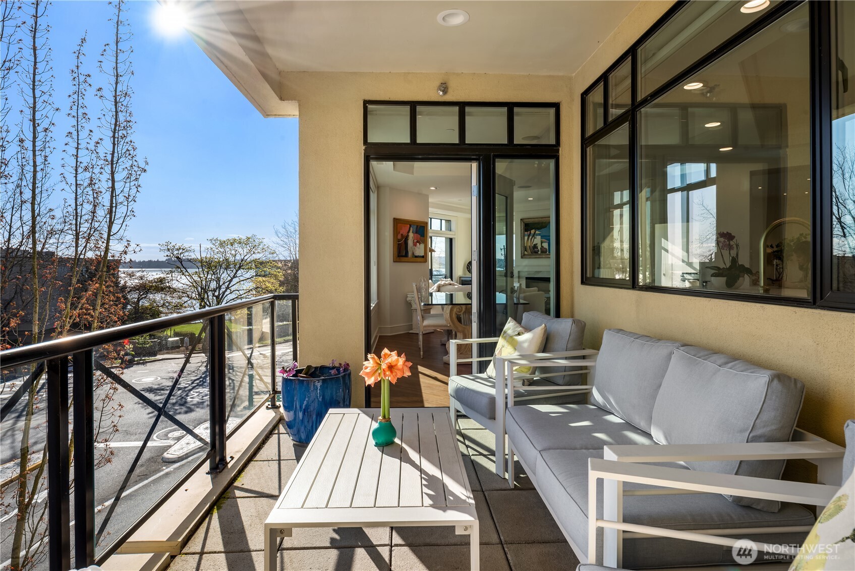 210 Market Street #303, Kirkland, WA 98033