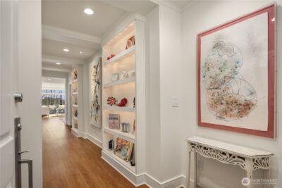 210 Market Street #303, Kirkland, WA 98033 - Photo 2