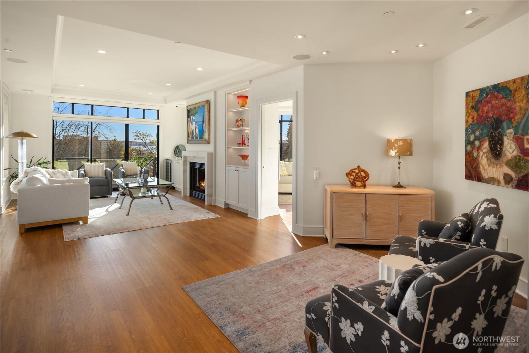 210 Market Street #303, Kirkland, WA 98033