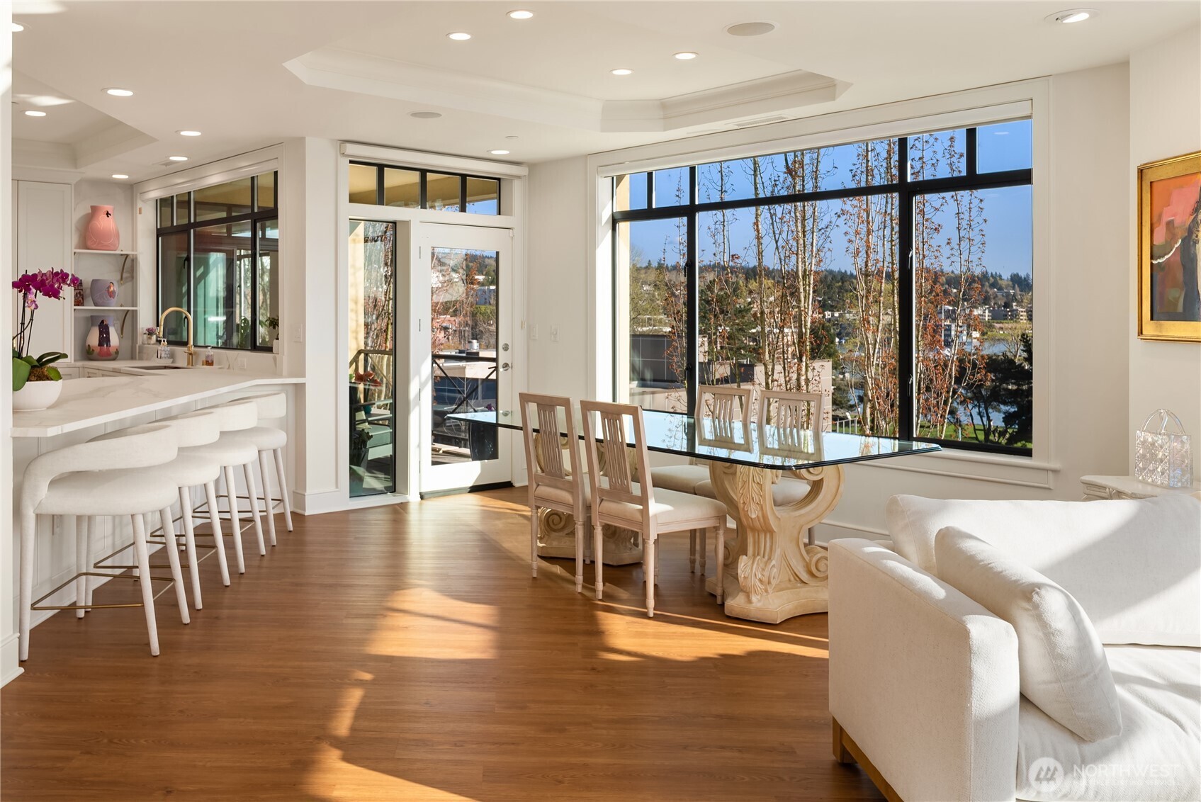 210 Market Street #303, Kirkland, WA 98033