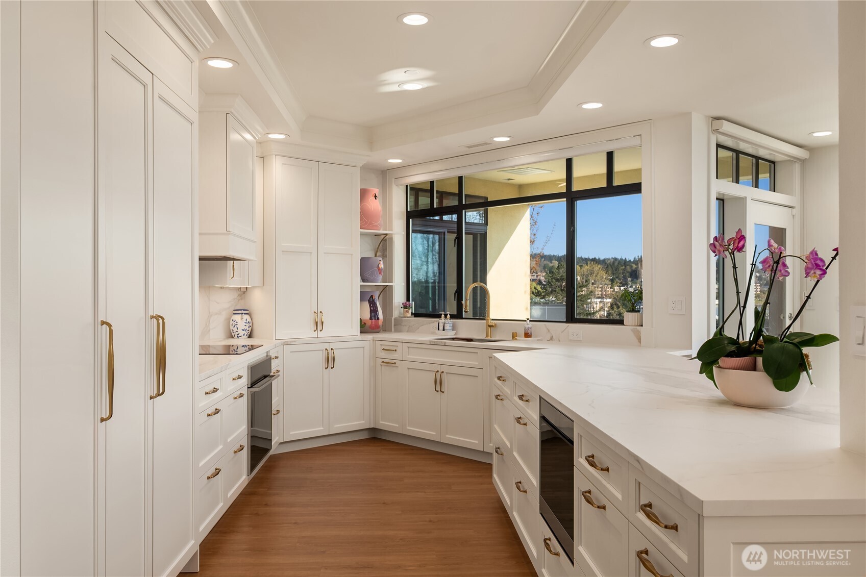 210 Market Street #303, Kirkland, WA 98033