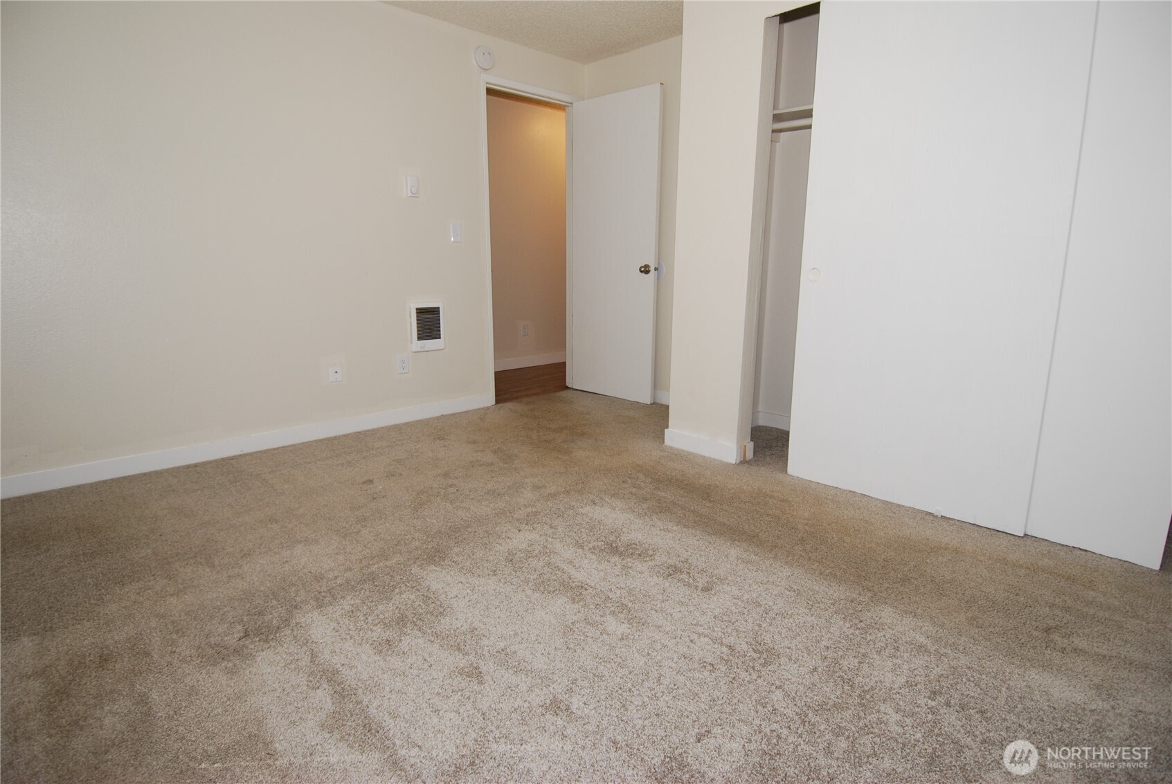 34019 1st Circle S, Federal Way, WA 98003