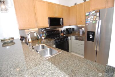 3217 Eastlake Avenue E #302, Seattle, WA 98102 - Photo 11
