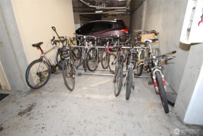 3217 Eastlake Avenue E #302, Seattle, WA 98102 - Photo 23