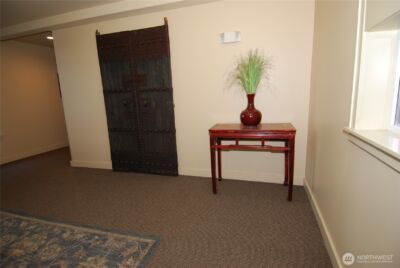 3217 Eastlake Avenue E #302, Seattle, WA 98102 - Photo 30