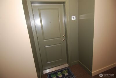 3217 Eastlake Avenue E #302, Seattle, WA 98102 - Photo 4