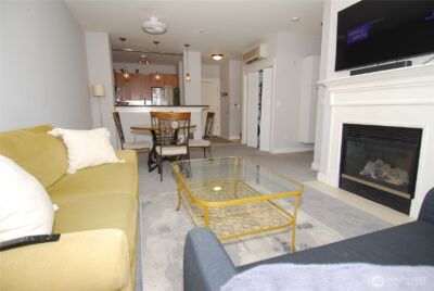 3217 Eastlake Avenue E #302, Seattle, WA 98102 - Photo 9