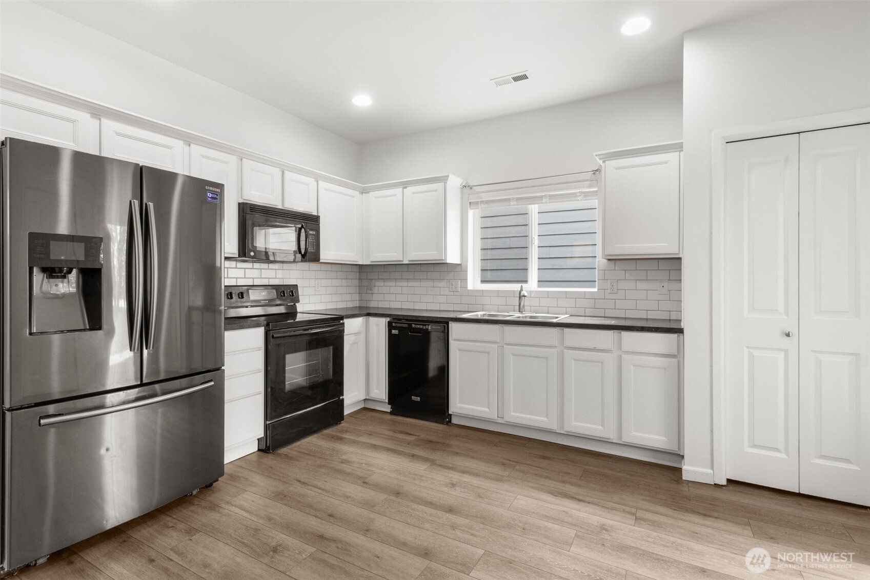 5804 Vermont Avenue SE, Lacey, WA 98513