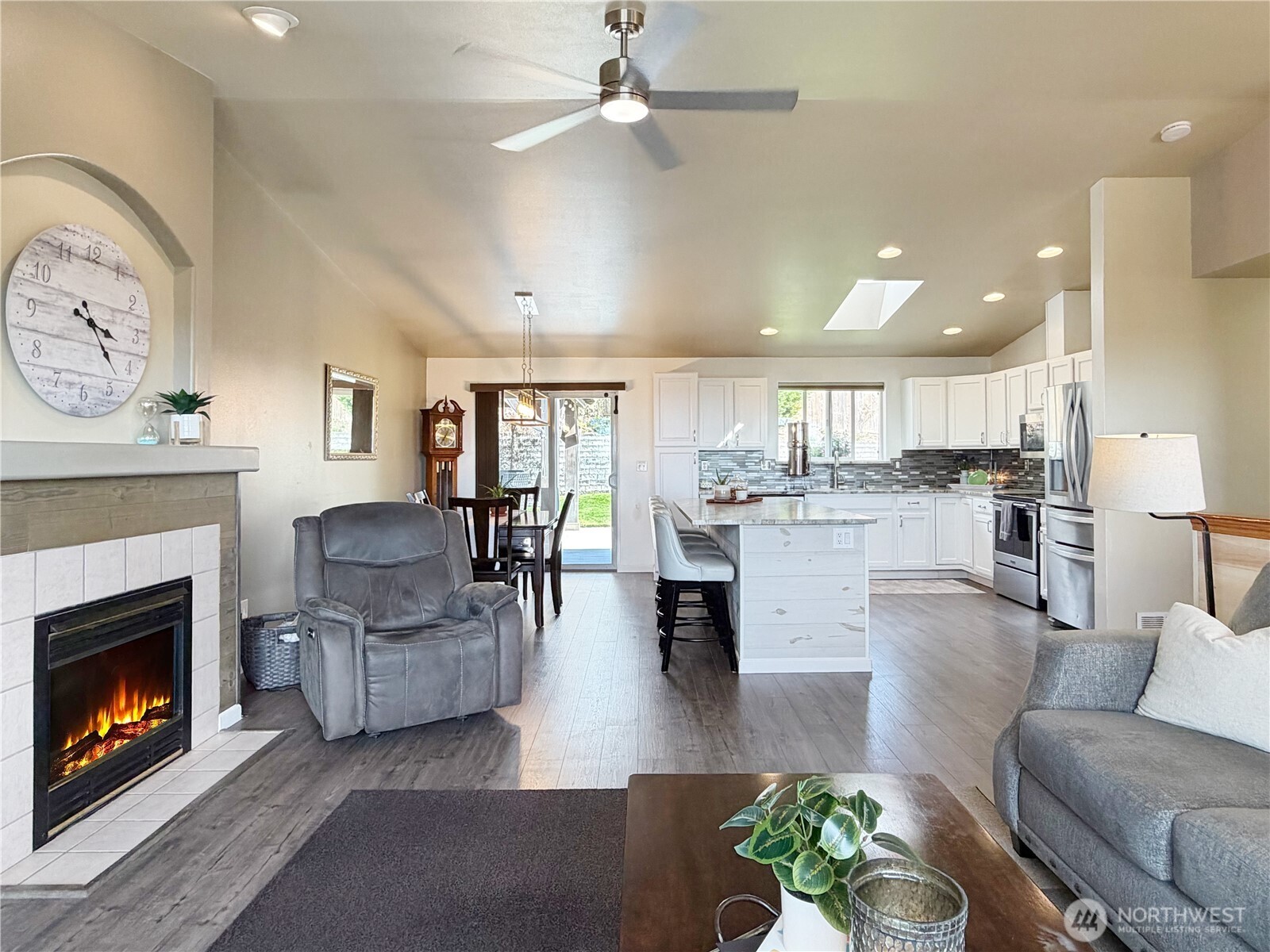 17615 Upland Drive , Arlington, WA 98223