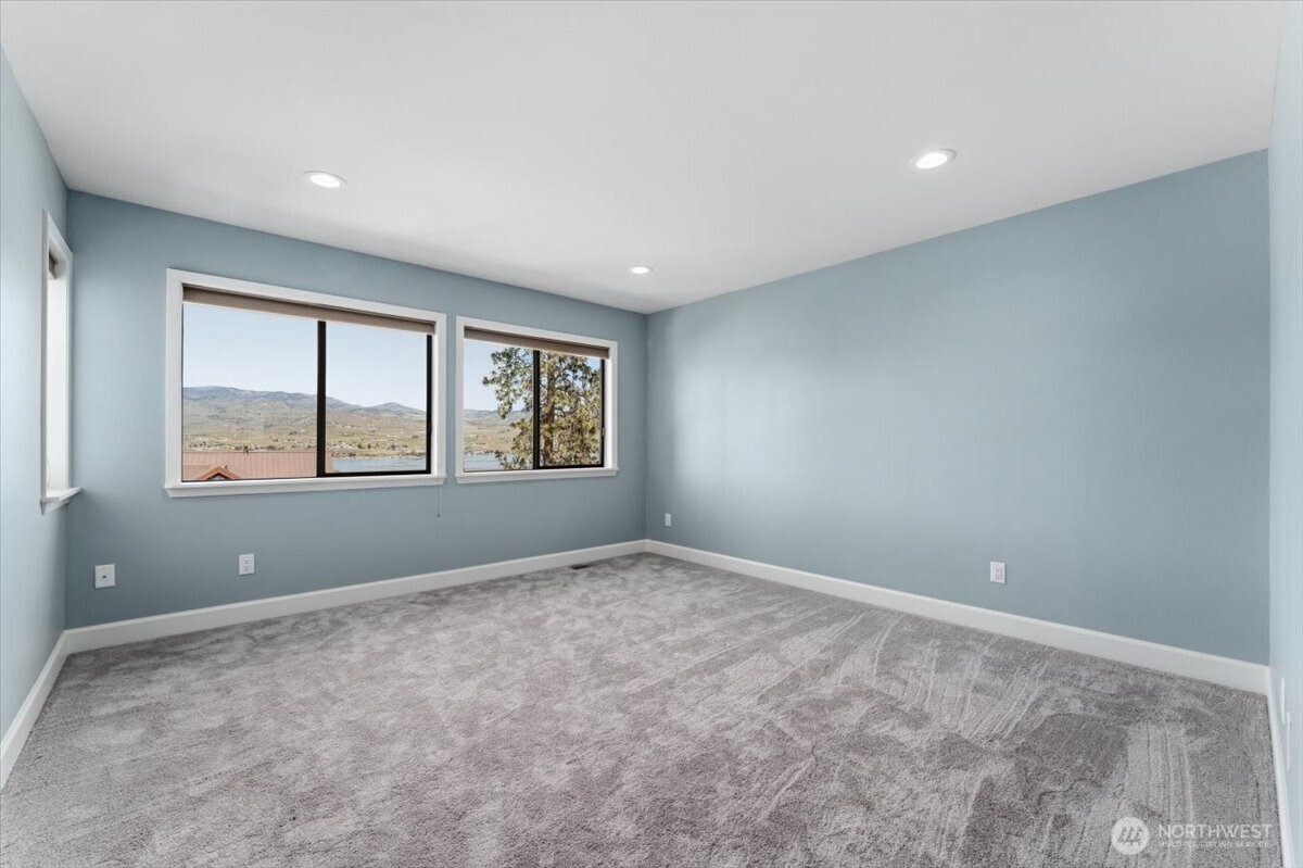 4124 Lakeview Place , Chelan, WA 98816