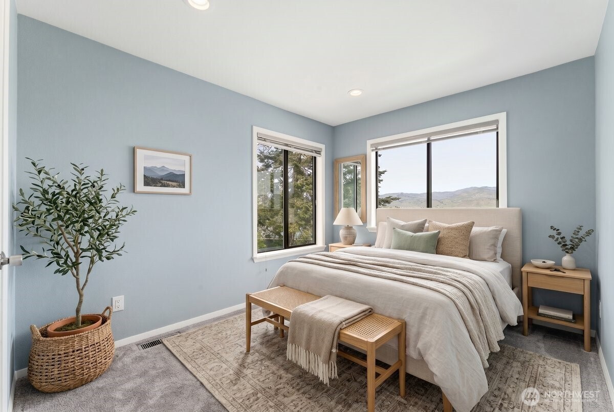 4124 Lakeview Place , Chelan, WA 98816