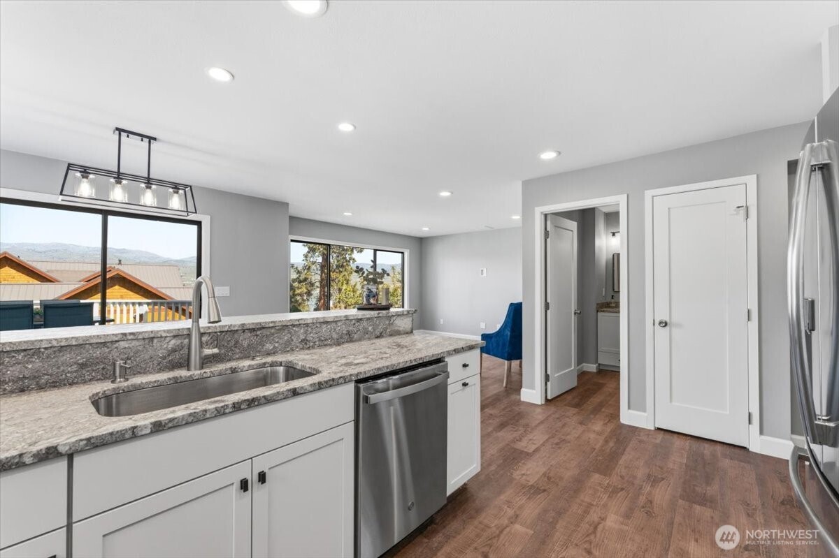 4124 Lakeview Place , Chelan, WA 98816