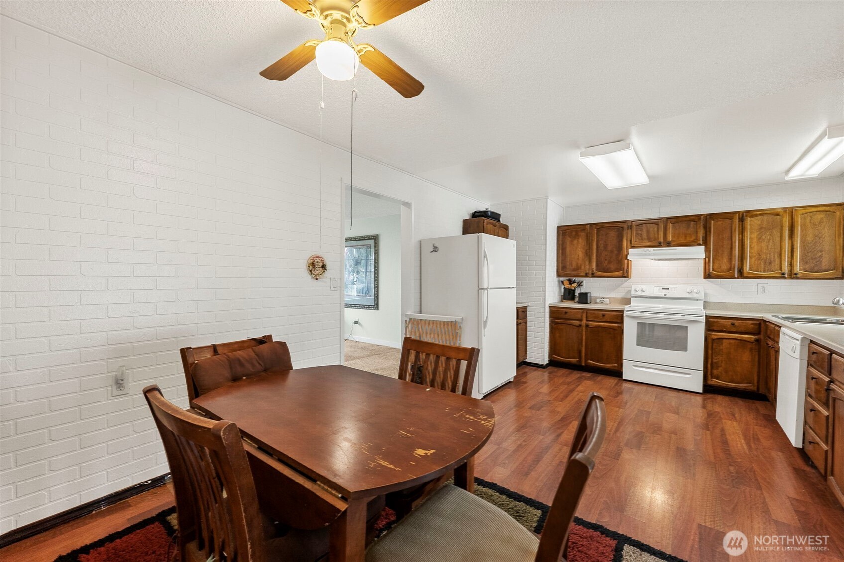 15213 12th Avenue E, Tacoma, WA 98445-5929