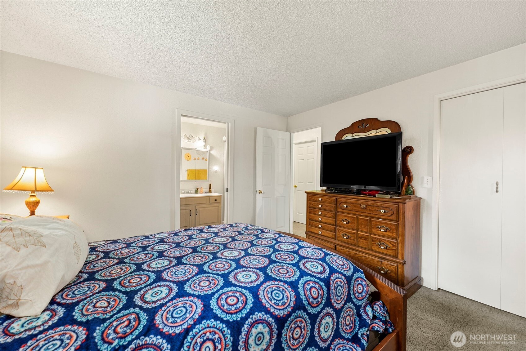 15213 12th Avenue E, Tacoma, WA 98445-5929