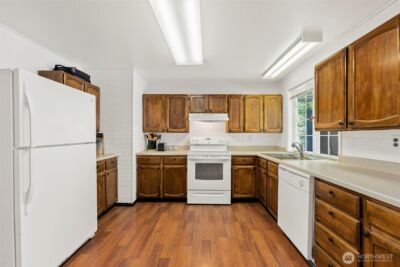 15213 12th Avenue E, Tacoma, WA 98445-5929 - Photo 9