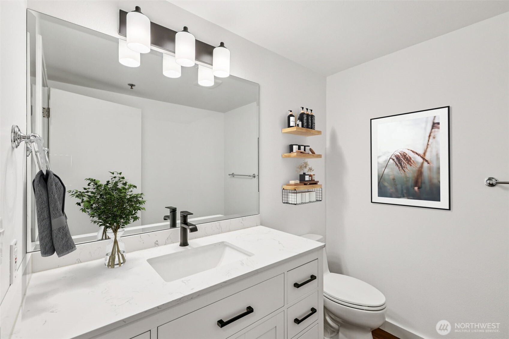 1425 Dexter Avenue N #611, Seattle, WA 98109