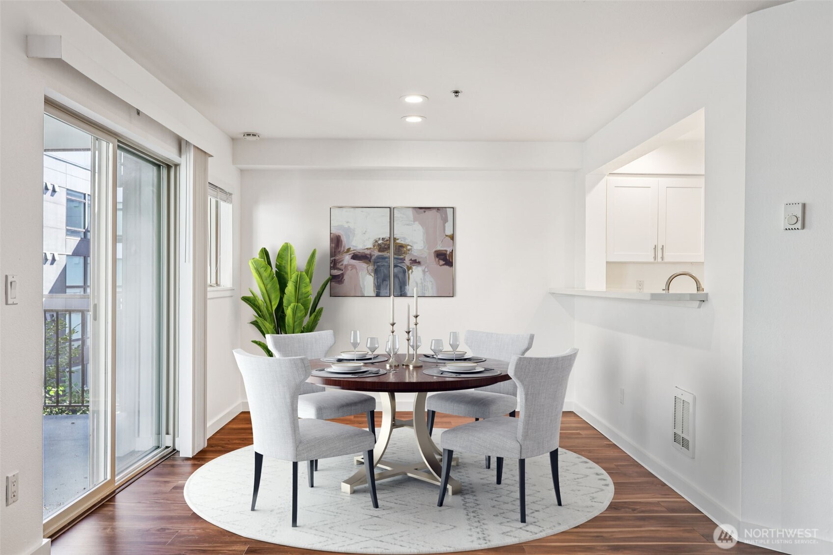 1425 Dexter Avenue N #611, Seattle, WA 98109