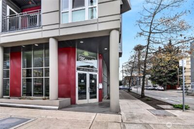 699 John Street #603, Seattle, WA 98109 - Photo 2