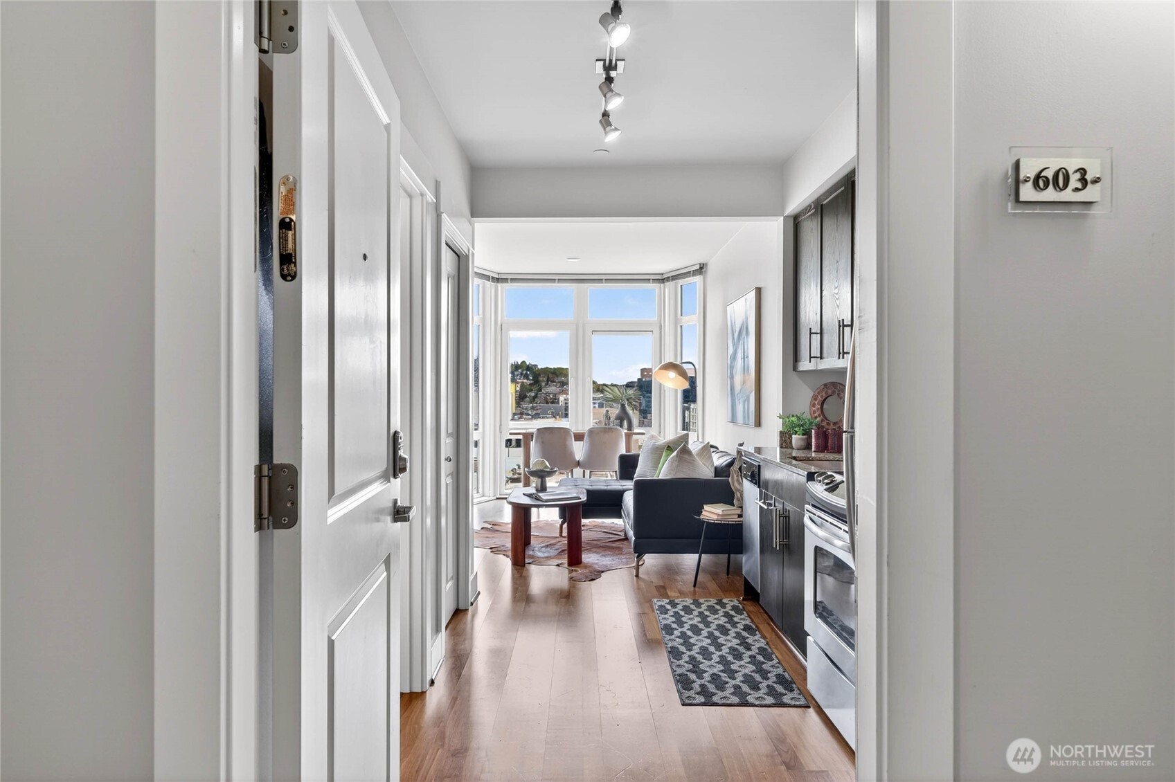 699 John Street #603, Seattle, WA 98109