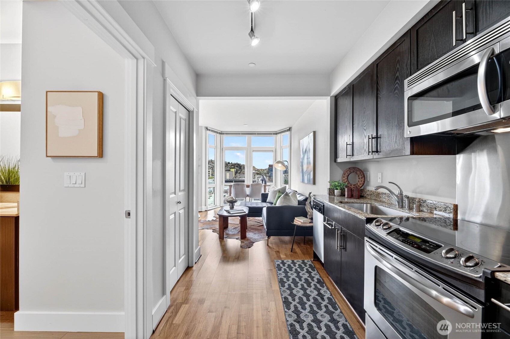 699 John Street #603, Seattle, WA 98109