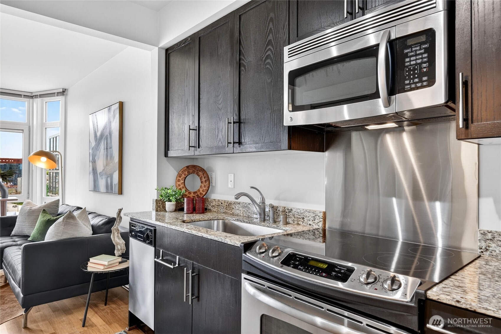 699 John Street #603, Seattle, WA 98109