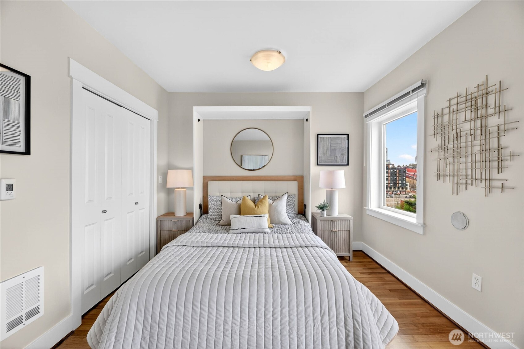 699 John Street #603, Seattle, WA 98109