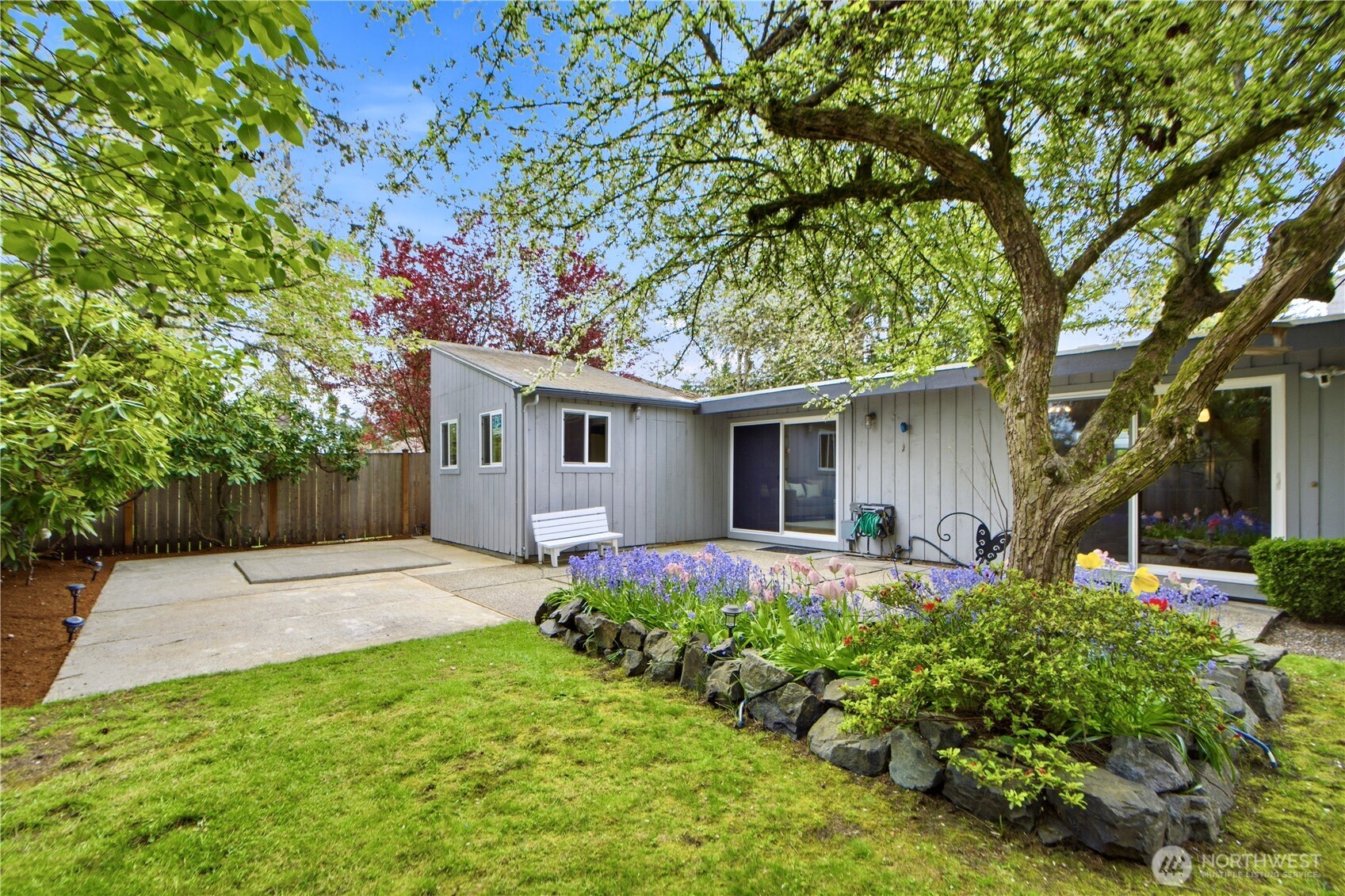 634 167th Avenue NE, Bellevue, WA 98008-4025