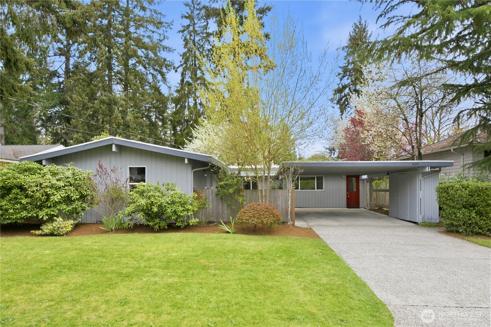634 167th Avenue NE, Bellevue, WA 98008-4025