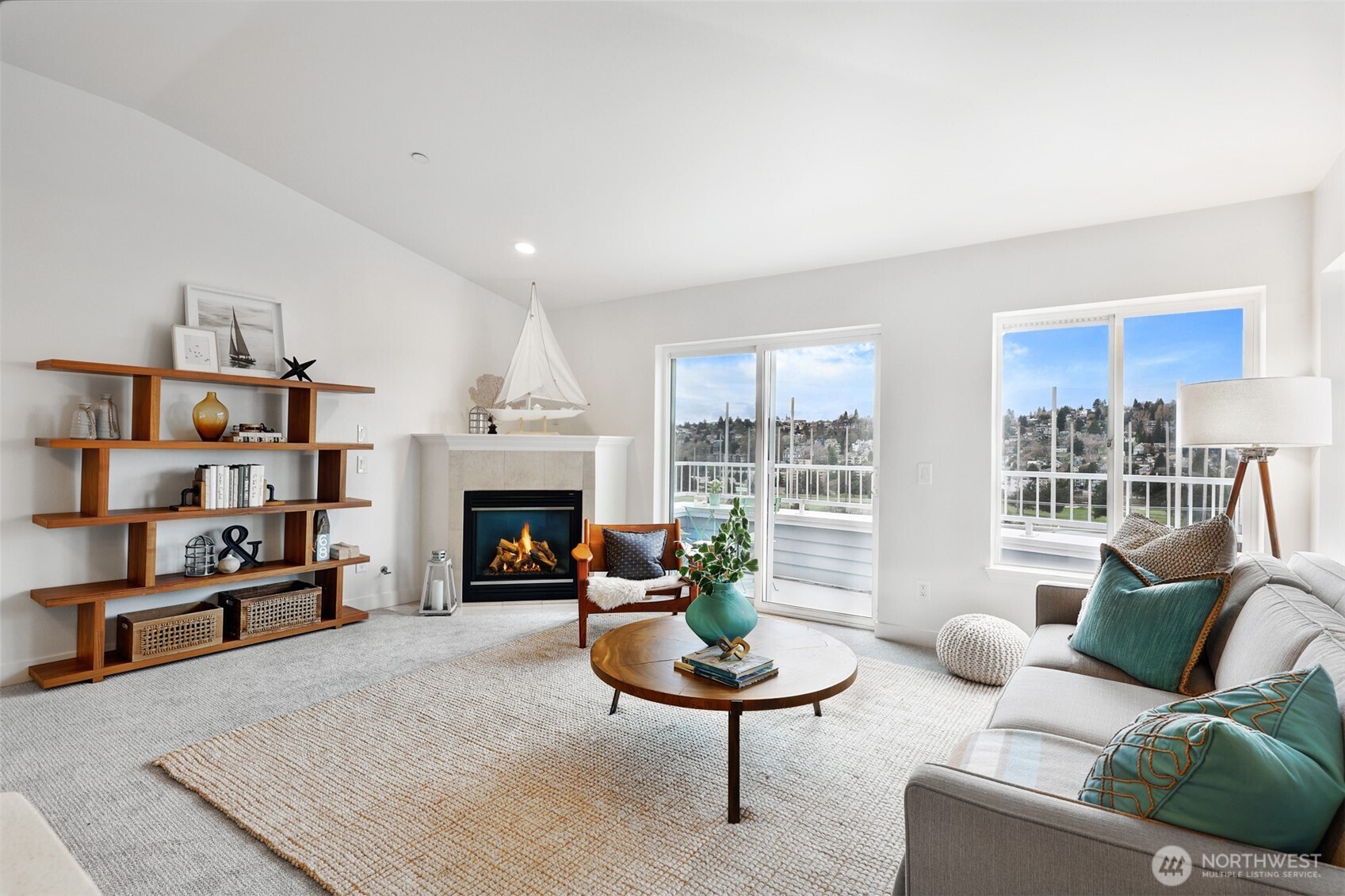 2841 14th Avenue W #202, Seattle, WA 98119