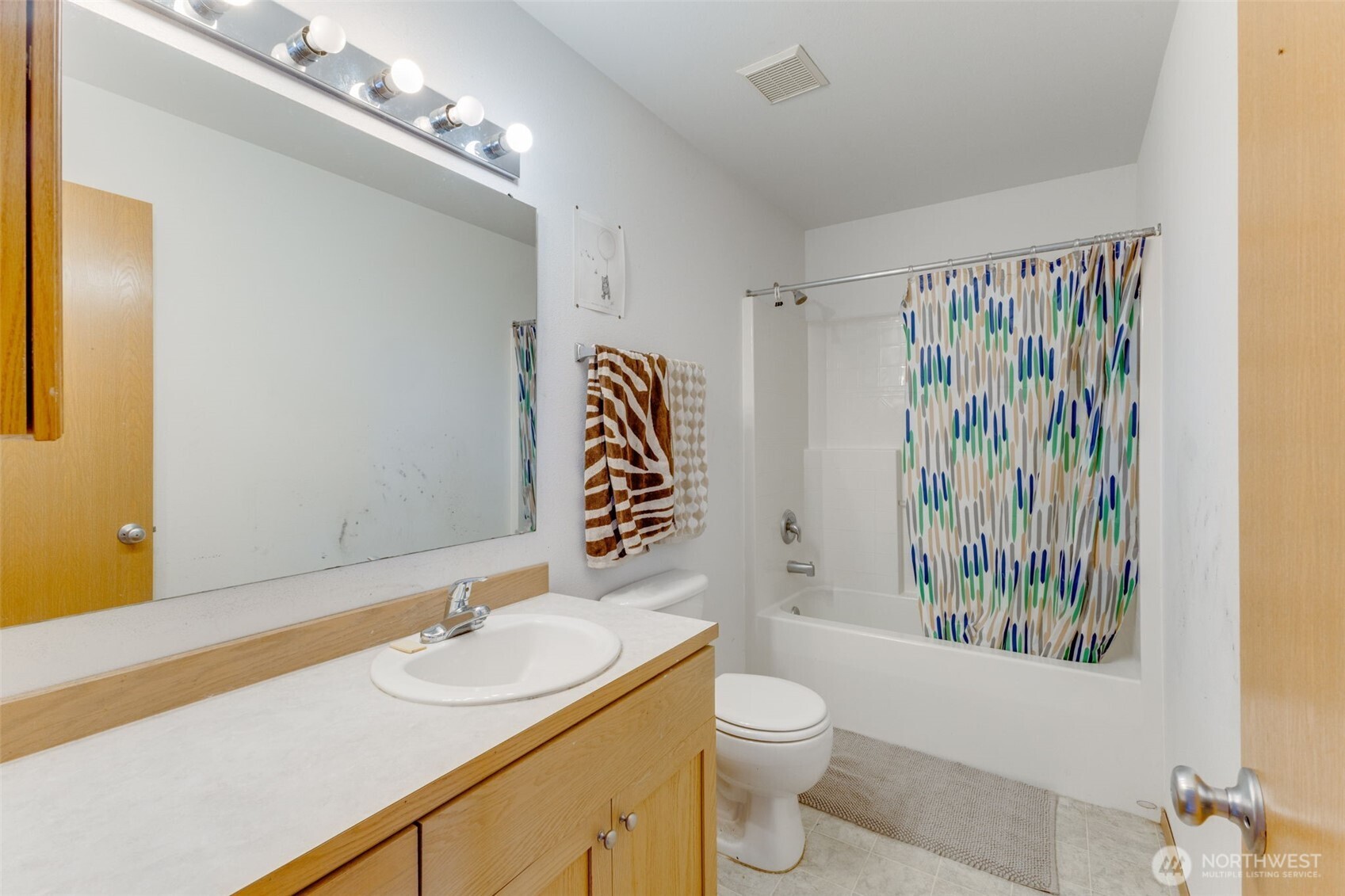 1222 S Sheridan Avenue , Tacoma, WA 98405