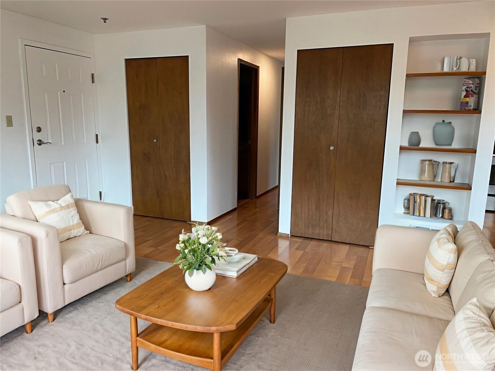 731 N 94th Street #8, Seattle, WA 98103