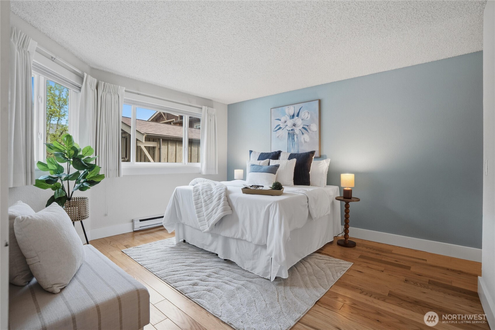 790 Madison Avenue N, Bainbridge Island, WA 98110