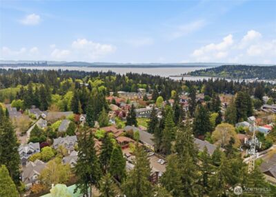 790 Madison Avenue N, Bainbridge Island, WA 98110 - Photo 32