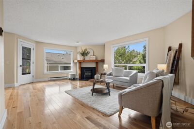 790 Madison Avenue N, Bainbridge Island, WA 98110 - Photo 1