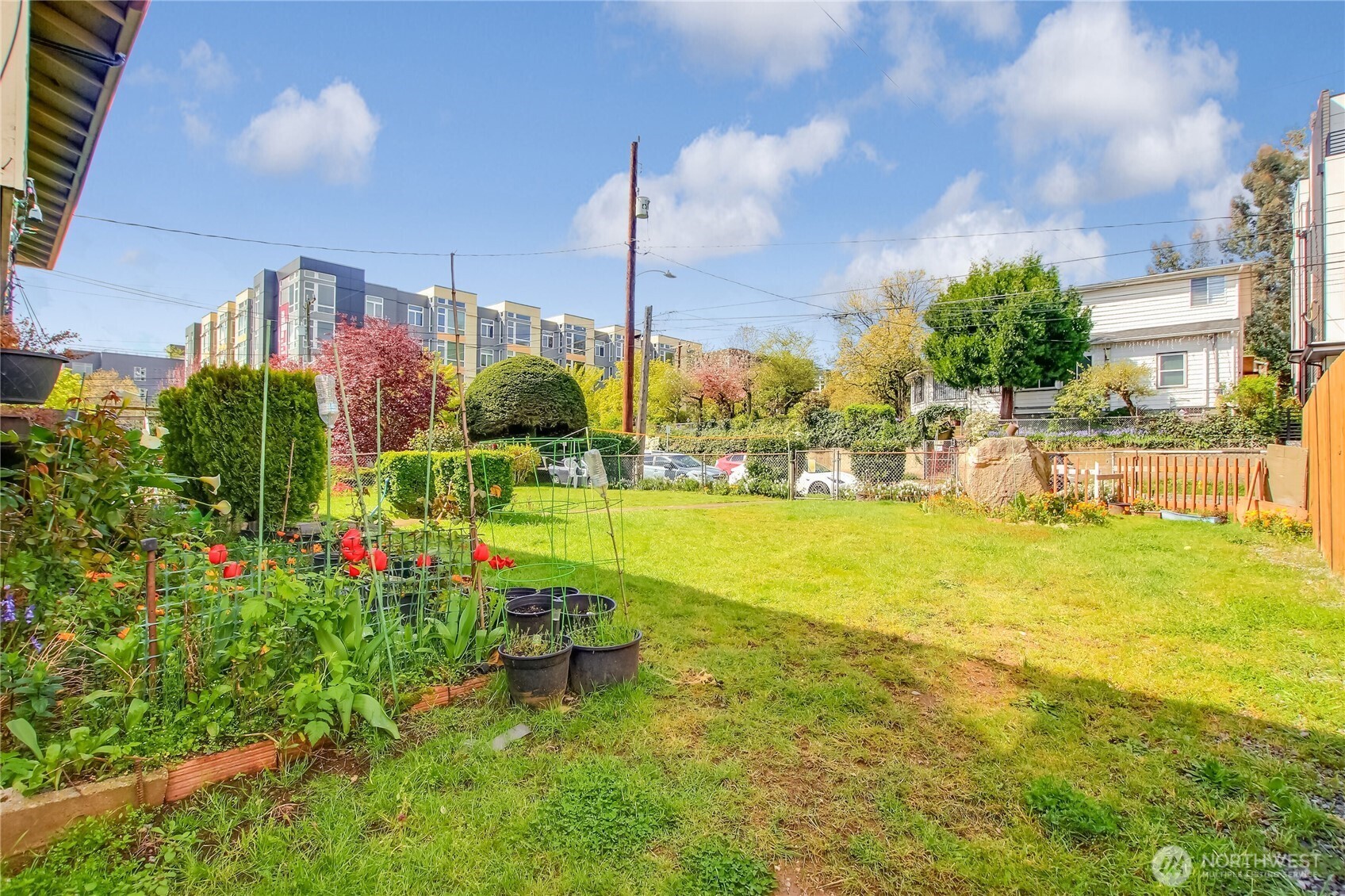 4560 34th Avenue S, Seattle, WA 98118