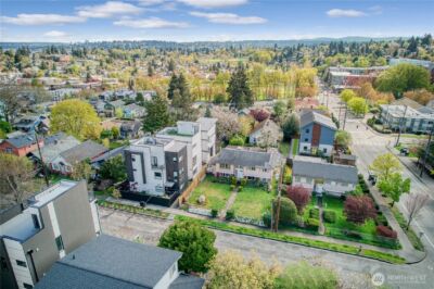 4560 34th Avenue S, Seattle, WA 98118 - Photo 32