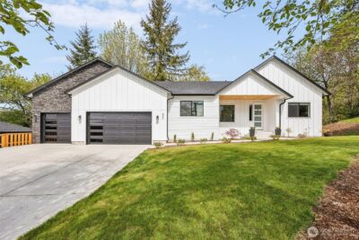 937 Edinburgh Court , Kelso, WA 98626
