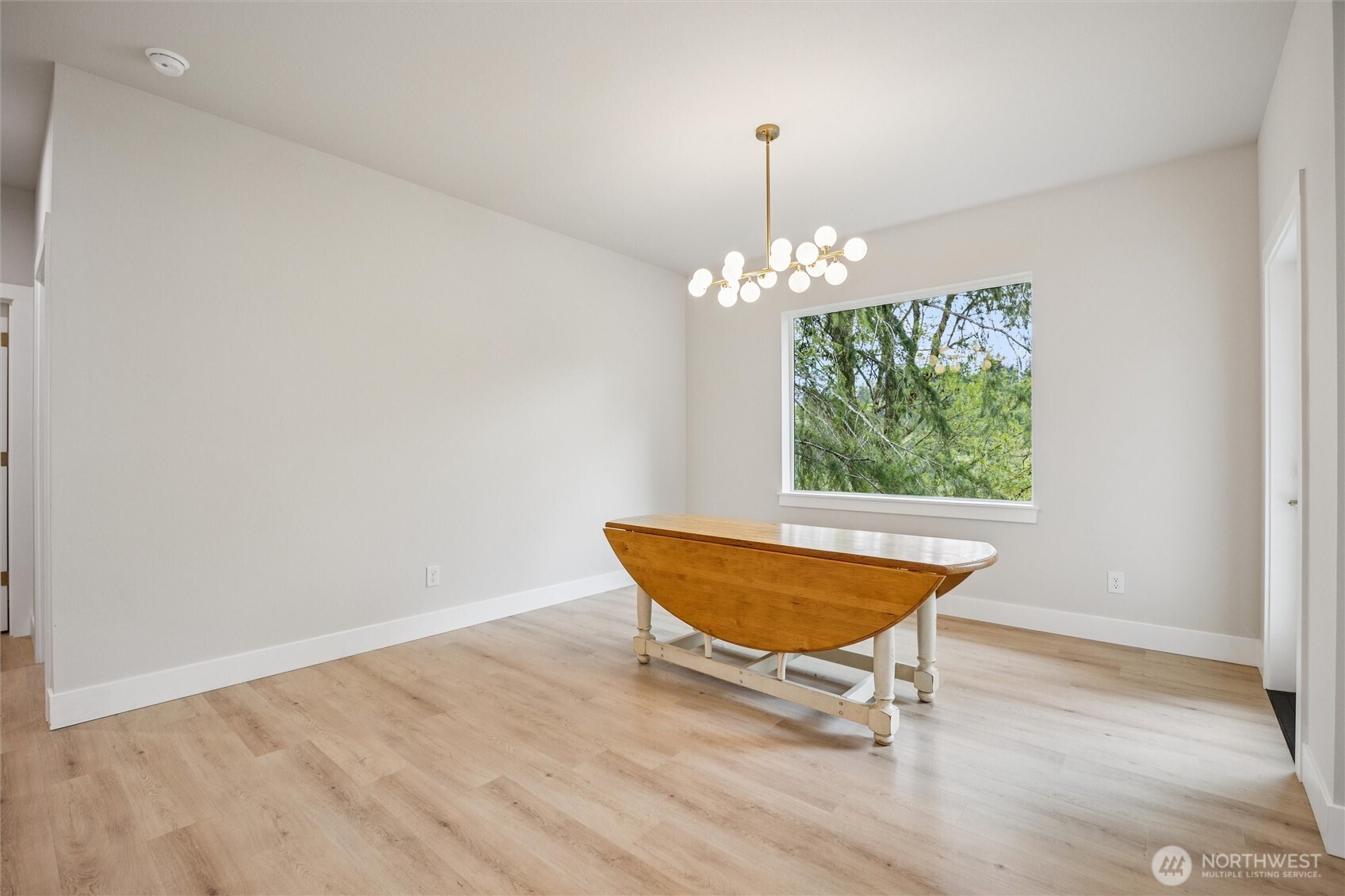 937 Edinburgh Court , Kelso, WA 98626
