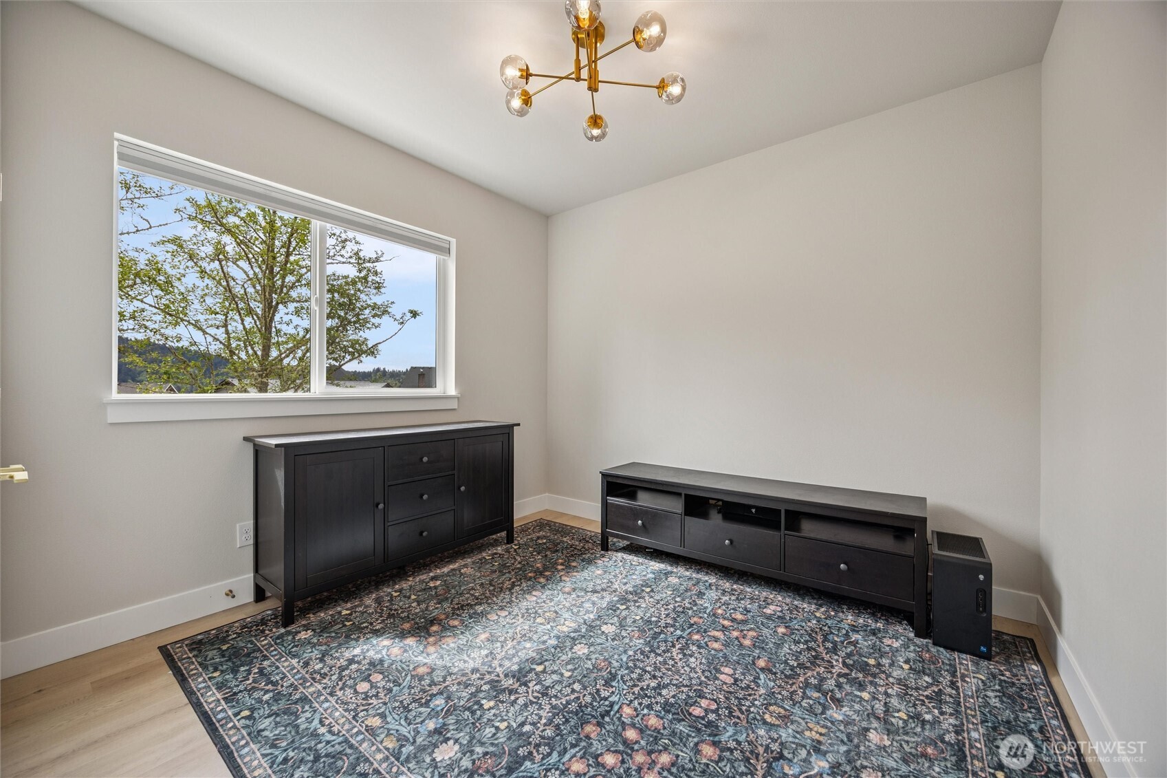 937 Edinburgh Court , Kelso, WA 98626