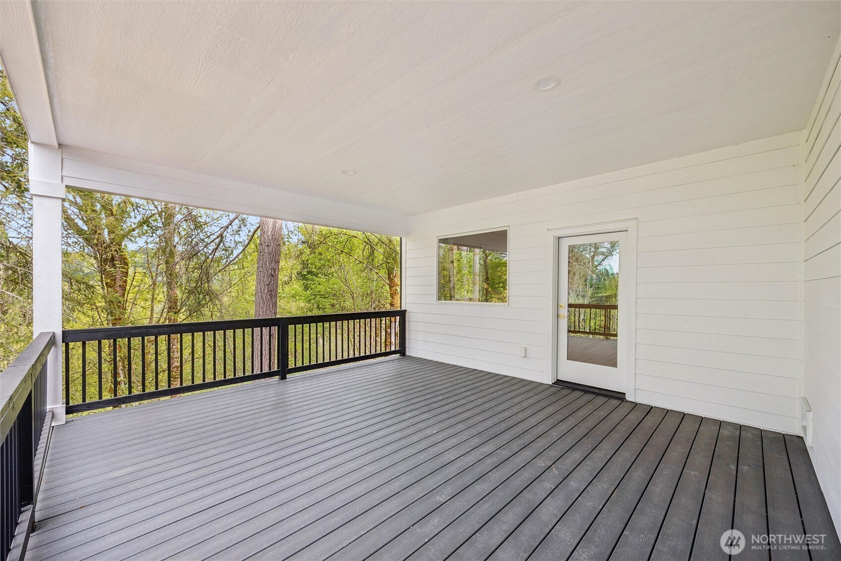 937 Edinburgh Court , Kelso, WA 98626