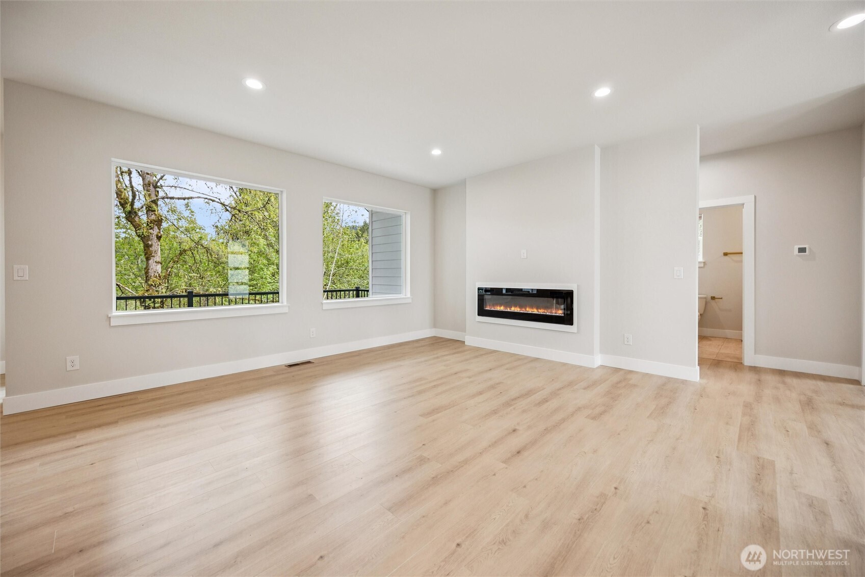 937 Edinburgh Court , Kelso, WA 98626