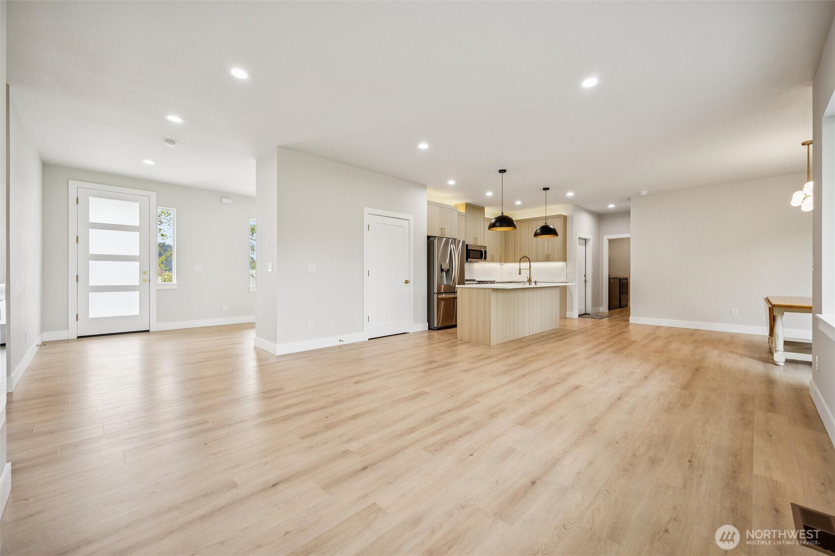 937 Edinburgh Court , Kelso, WA 98626